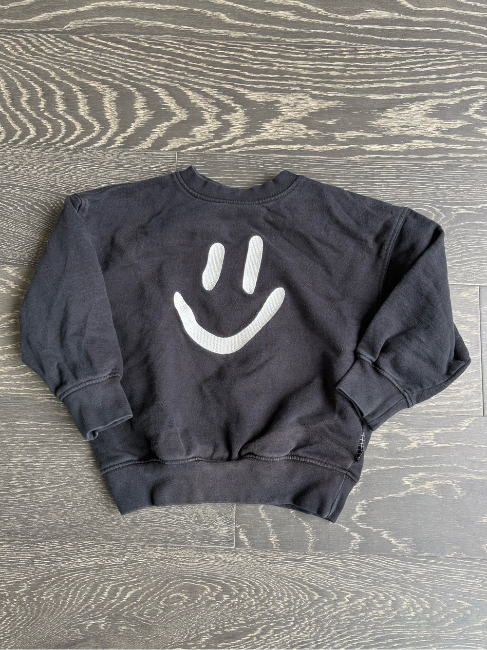 MOLO Black Smiley Crewneck Sweatshirt